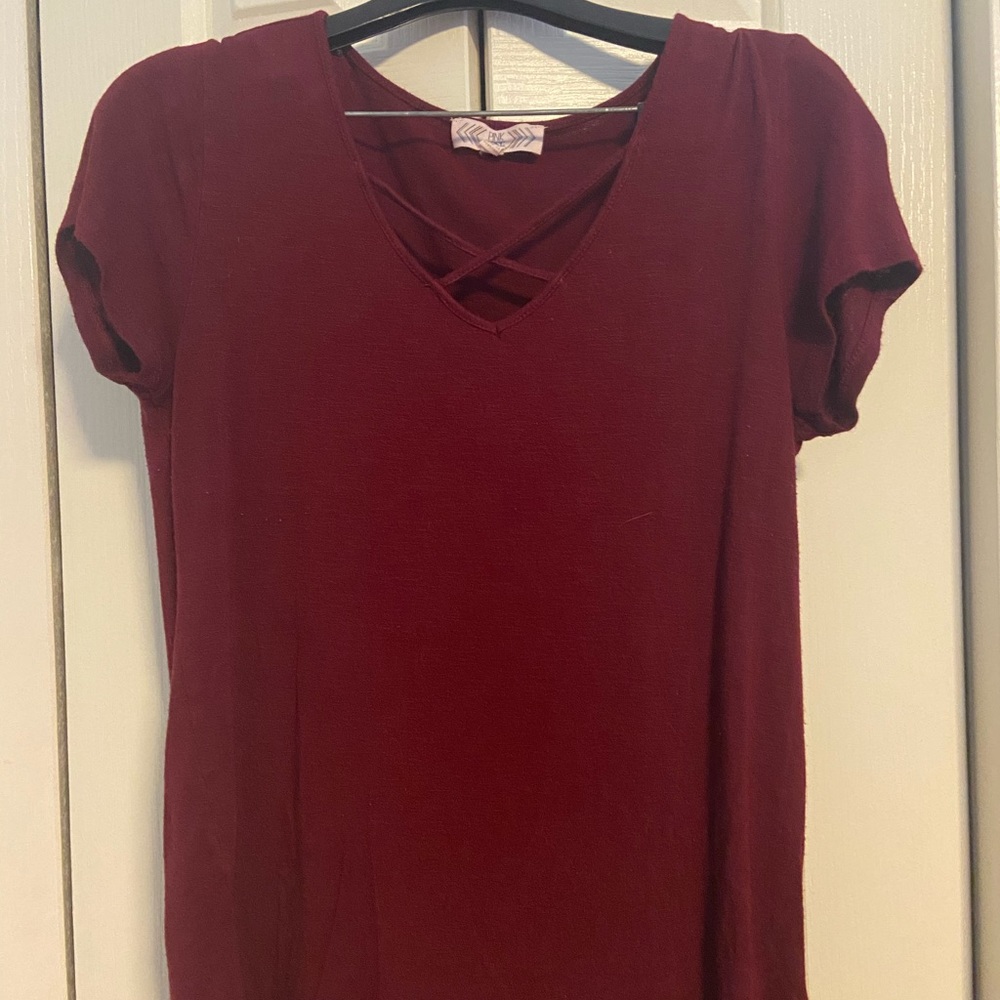 Short Sleeve Maroon Top